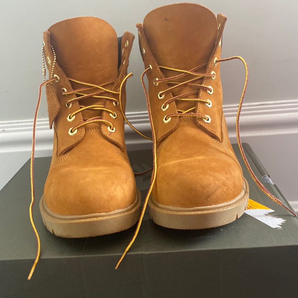 Timberland Classic 6 IN Waterproof Boot Wheat Nubuck